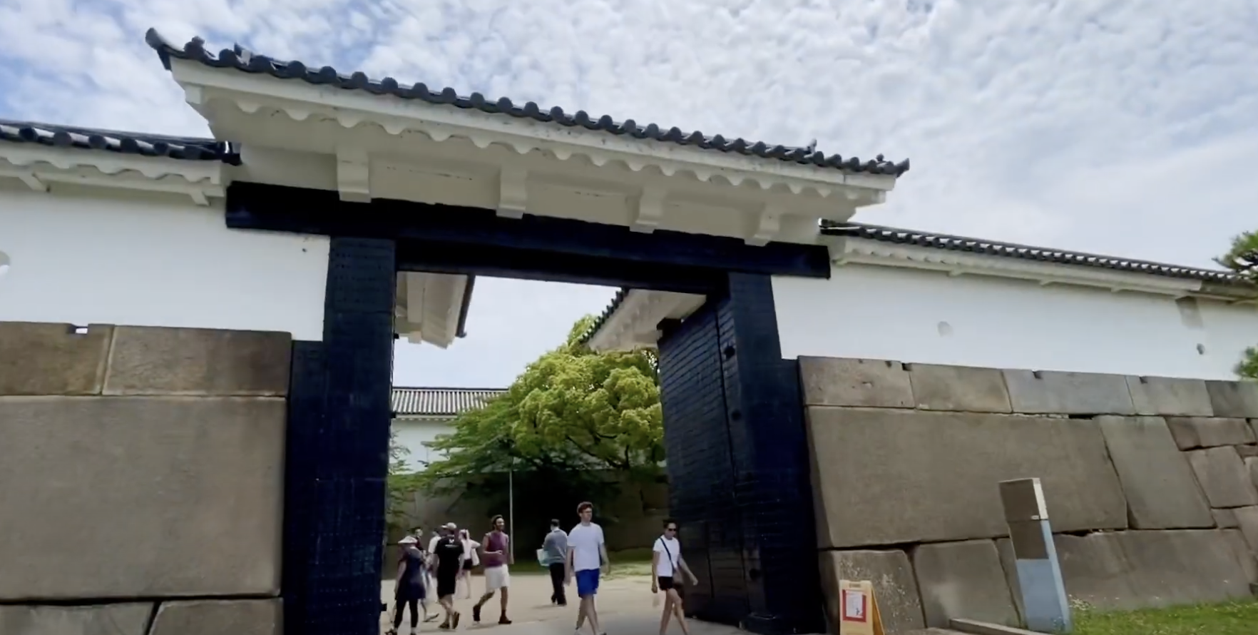 The Stone Behemoth of Osaka. A Gonzo Climb into Japan’s Citadel of Power – Osaka Castle